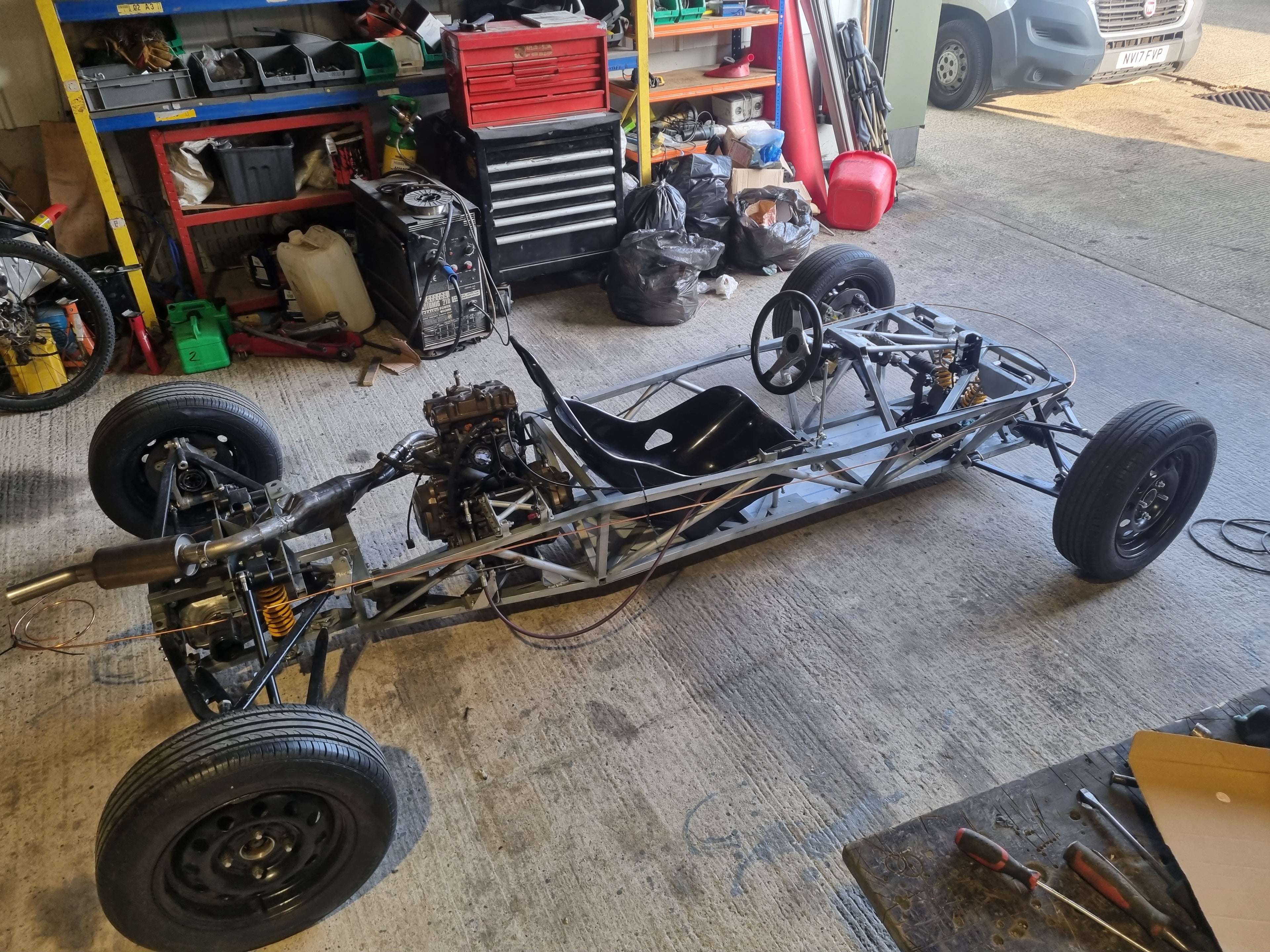 How to Build a Hypermile Sports Car for £5000 – The Complete E-Book